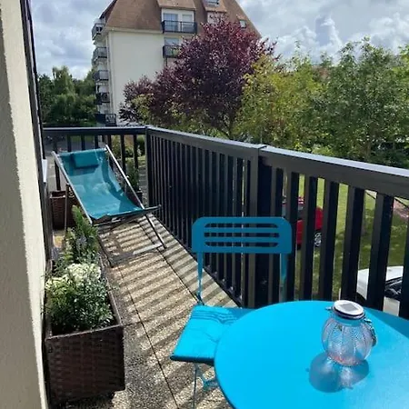 Apartment La Chamarg 1
